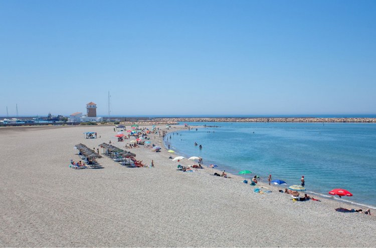 Lujo en hotel 5* en la Costa de Almería ¡1 niño GRATIS! - Destino