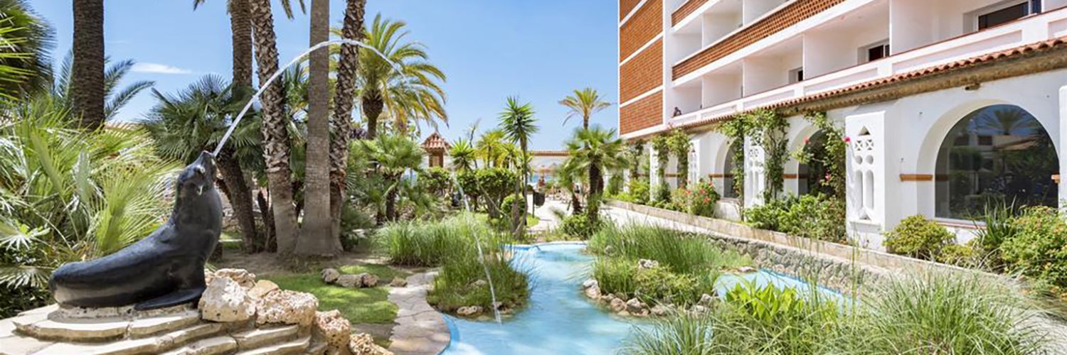 Primera línea de mar con hotel 4* en Comarruga (Costa Dorada)