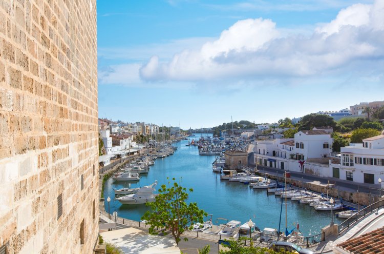 Lujo en Menorca en hotel 5* con TODO INCLUIDO ¡NIÑOS GRATIS! - Destino