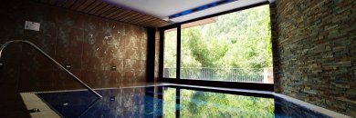 Escapada romántica en hotel 4* en Andorra con spa