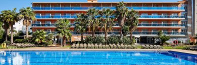 Lloret de Mar en 1ª línea de playa ¡1er niño GRATIS!