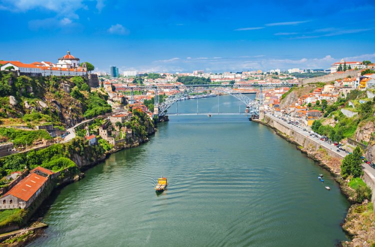 ¡Oporto con cata de vinos y crucero por el Duero! - Destino