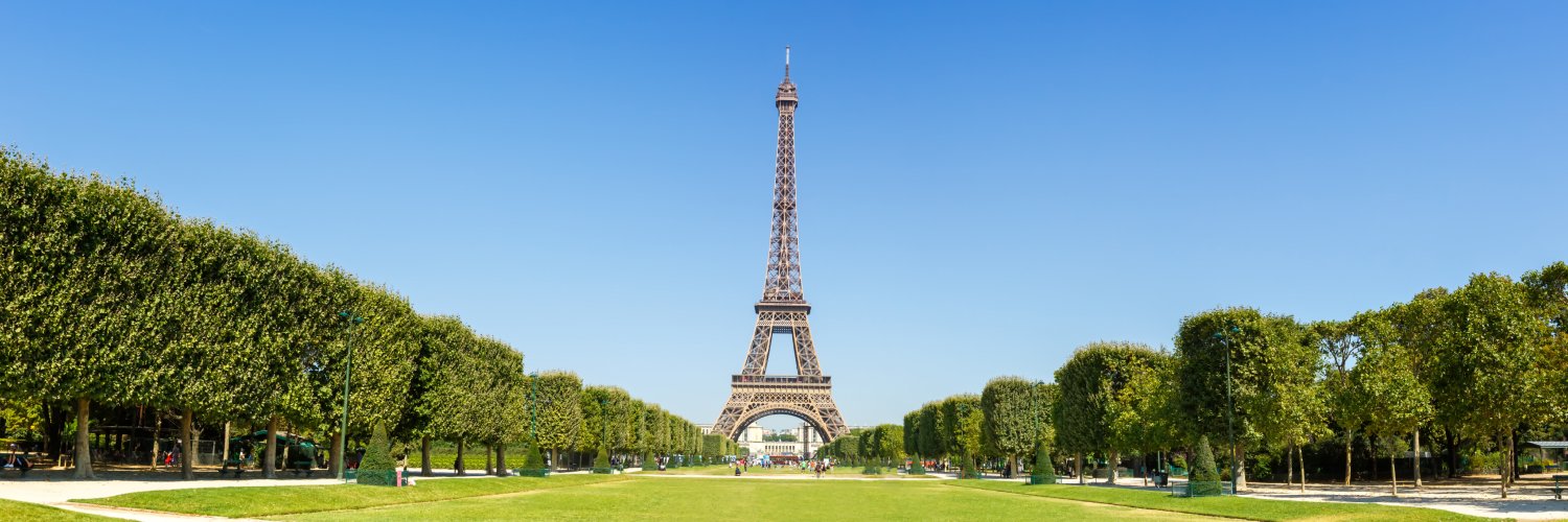 ¡París con vuelos, desayunos  y crucero!
