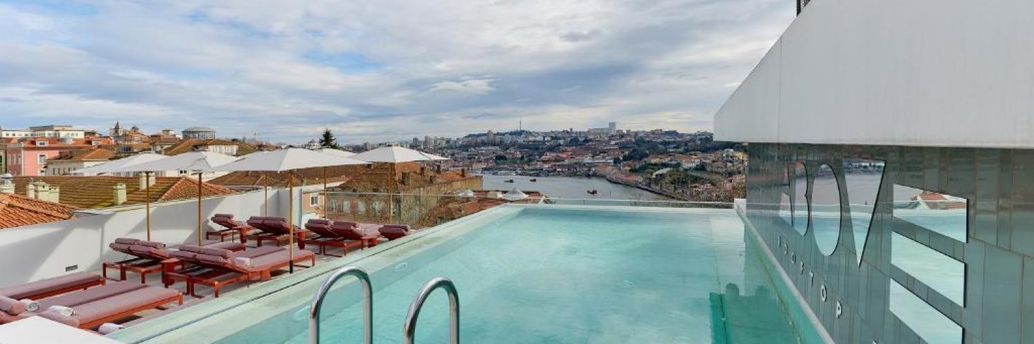 Lujo en hotel 5* en Oporto con cata de vinos y crucero