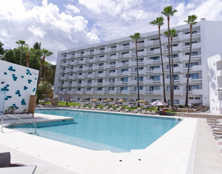 Hotel 4* recién reformado en Torremolinos