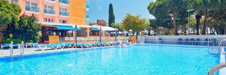 Vacaciones en hotel 3* en Malgrat de Mar a 100 metros de la playa