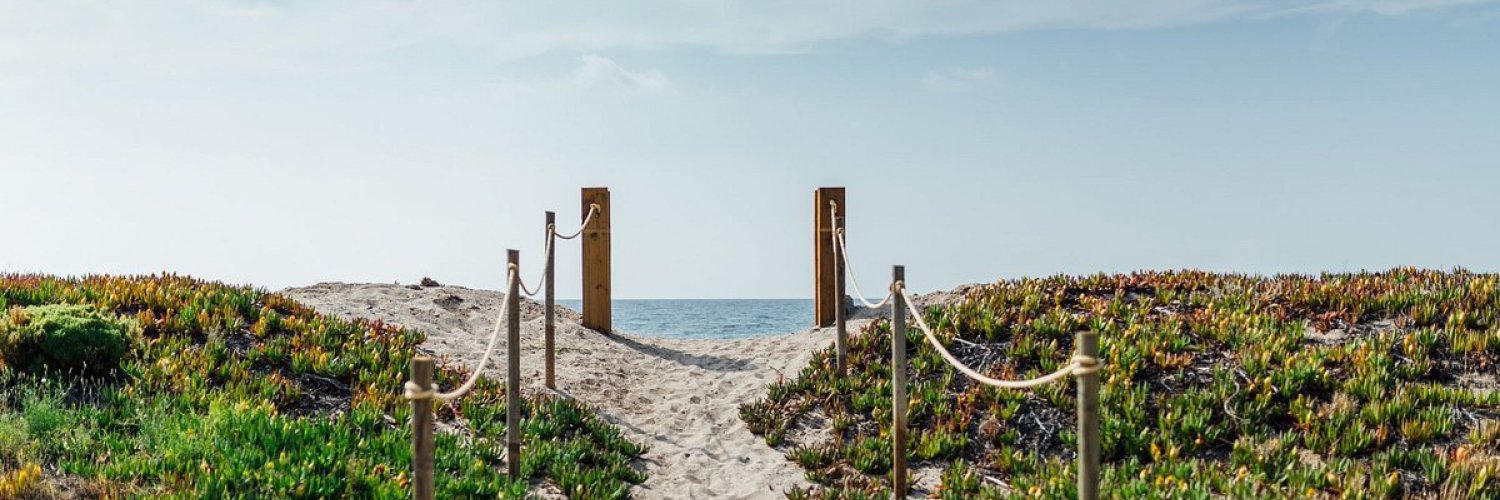 Naturaleza y playa en la Costa Dorada: vacaciones en camping