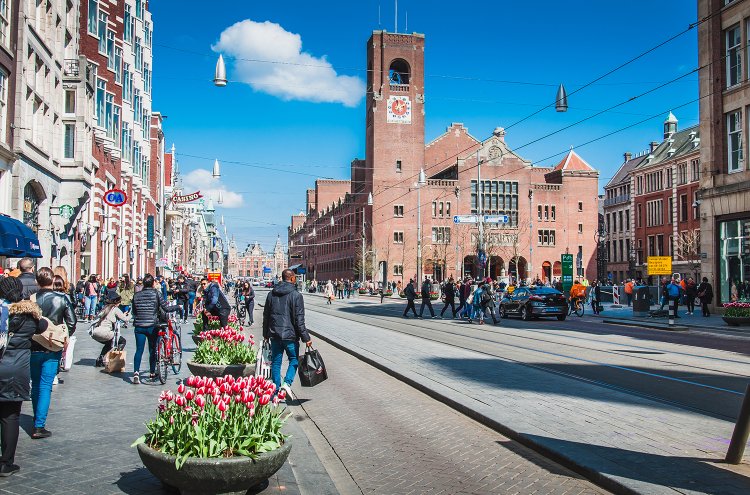 Circuito por Ámsterdam, Bruselas, Brujas y Gante con vuelos y desayunos incluidos
