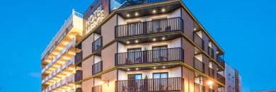 Puente de Noviembre en Pineda de Mar