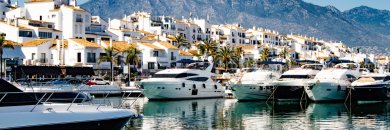 Descubre Marbella alojado en el encanto del centro histórico 