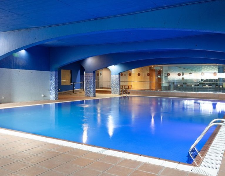 Sumérgete en el relax: hotel 4* con spa en el Montseny