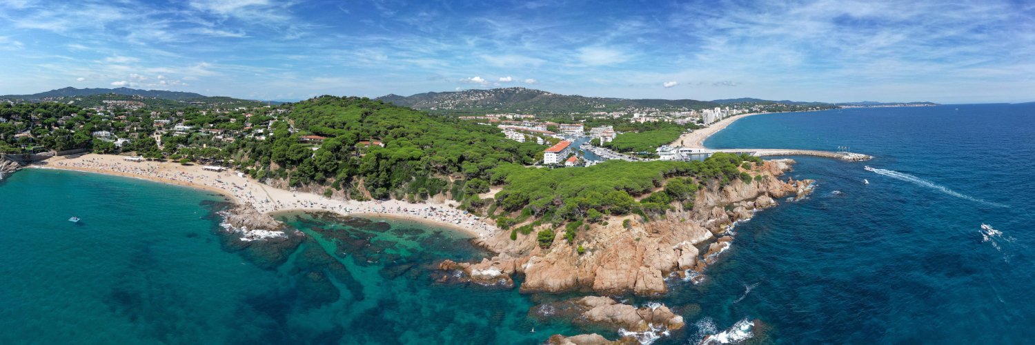 Entre calas y luz mediterránea: apartamentos 4* en Platja d’Aro