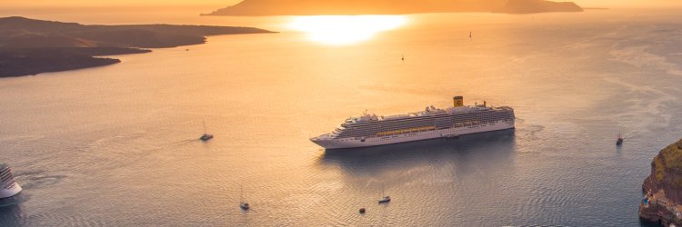 Fin de año en alta mar: vive el Mediterráneo desde Barcelona