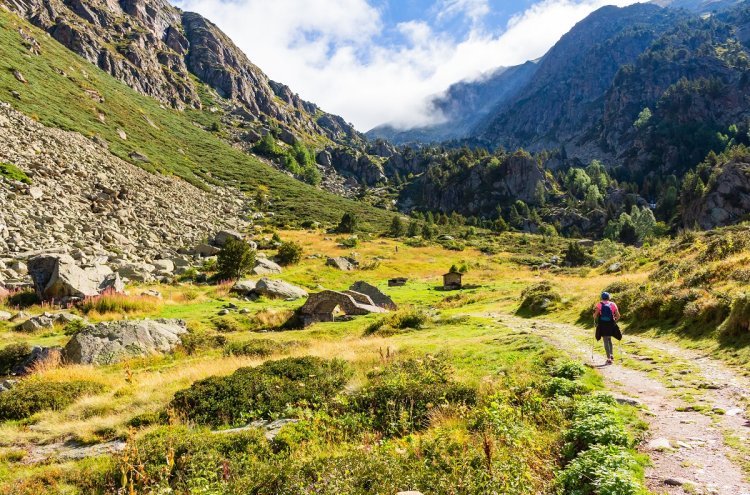 Arranca la Temporada de Nieve en Pas de la Casa: Hotel 4* de Montaña con Cenas Incluidas