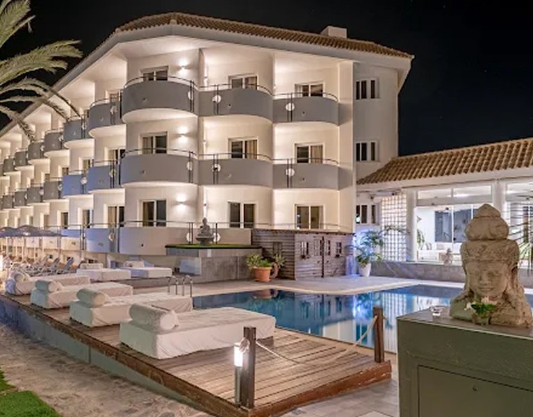 Oferta especial: Puente de diciembre con pensión completa en Mazarrón