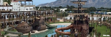 ¡Desata tu espíritu pirata en Benidorm en hotel 4*! 1 niño viaja GRATIS