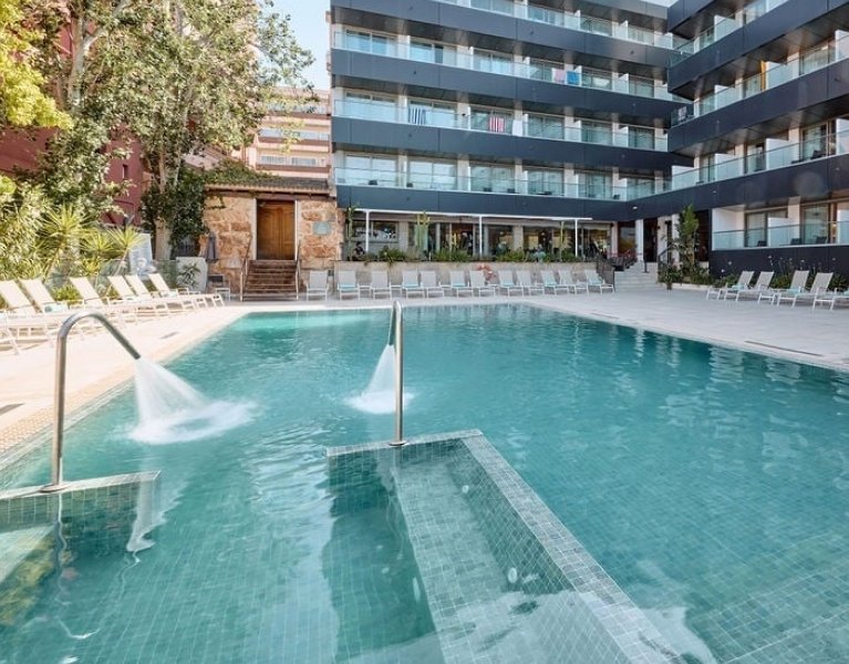 Las vacaciones que te mereces en Mallorca, ¡con hotel 4* y posibilidad de ferry!