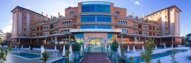 Escapada de lujo y relax cerca de Granada: Hotel 5* con spa