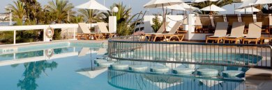 El viaje perfecto a Ibiza: ferry + hotelazo 4* delante del mar