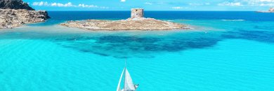 Cerdeña en ferry: la isla más salvaje te espera esta Semana Santa ¡y más!