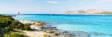 ¡Oportunidad única! Vacaciones en Cerdeña en hotel 4* con Media Pensión y barco incluido