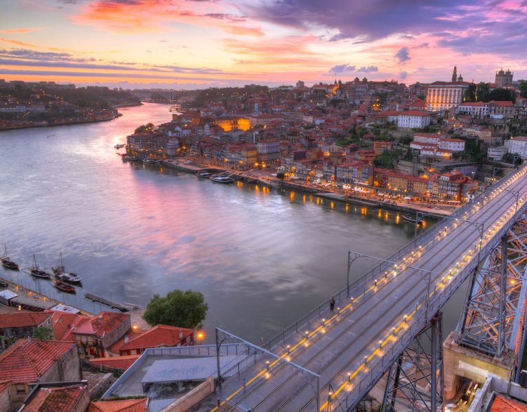 ¡Lujo en Oporto! Hotel 4* con spa, cata de vinos y crucero por el Duero