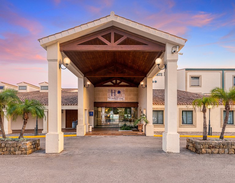 Déjate llevar por el sur: hotelazo 4* en la costa de Cádiz 