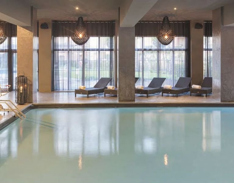 Renueva cuerpo y mente en un resort 4* con spa junto a la costa de Huelva