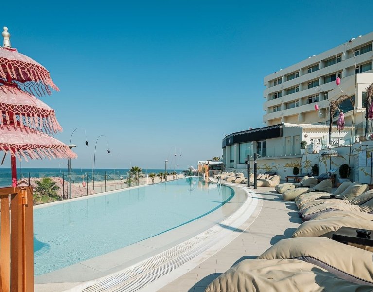 Increíbles vistas al Océano Atlántico en Hotel 4* diseñado para adultos en Matalascañas