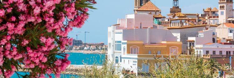 Despierta frente al Mediterráneo: escapada premium a Sitges