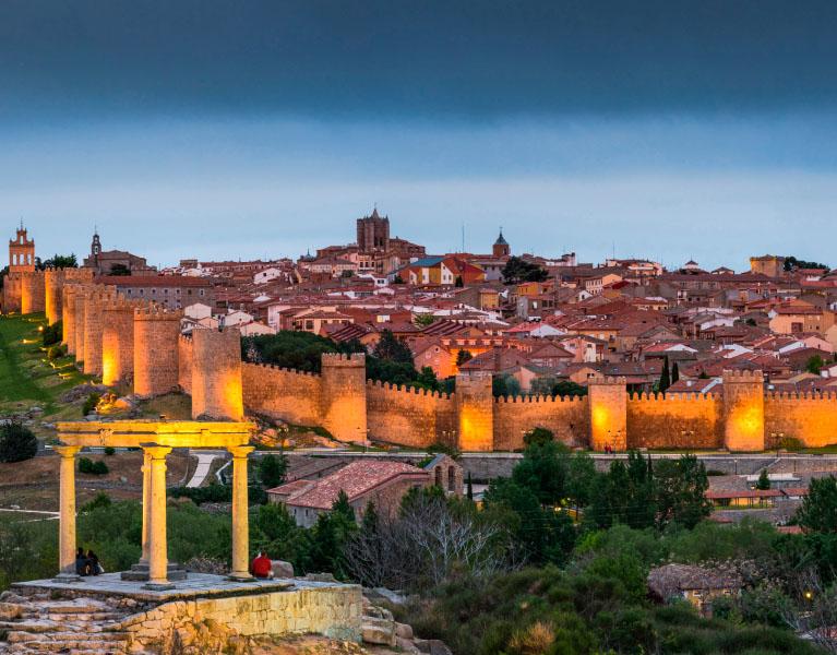 Tu escapada ideal a Ávila en hotel 4* con desayunos