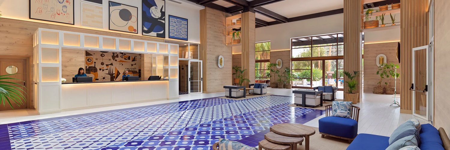 Vive el lujo tropical en Salou