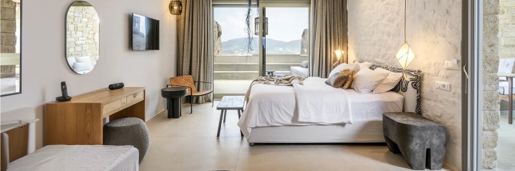 ¡Exclusividad en Mykonos! Relájate en una suit con piscina privada