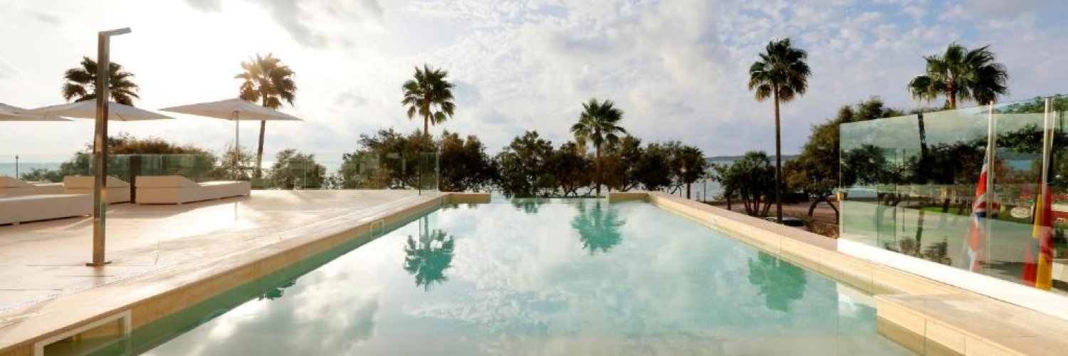 Mallorca: tu 4* Adults Only a pie de playa. Relax en estado puro
