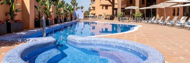 Disfruta de Estepona y escápate a un hotel 4* en plena Costa del Sol