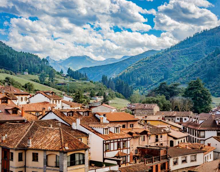 Escapada rural a Cantabria: descubre los Picos de Europa