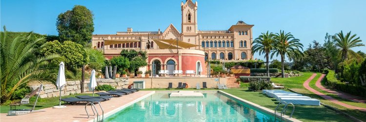 Un refugio modernista solo para adultos en plena Costa Brava