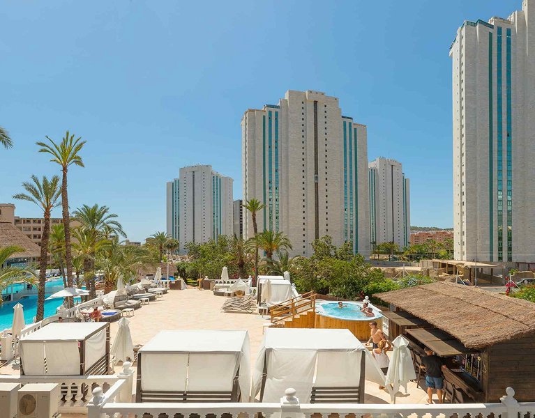 ¡Especial familias! Benidorm en 4* tematizado, y ¡1º y 2º niños viajan GRATIS!