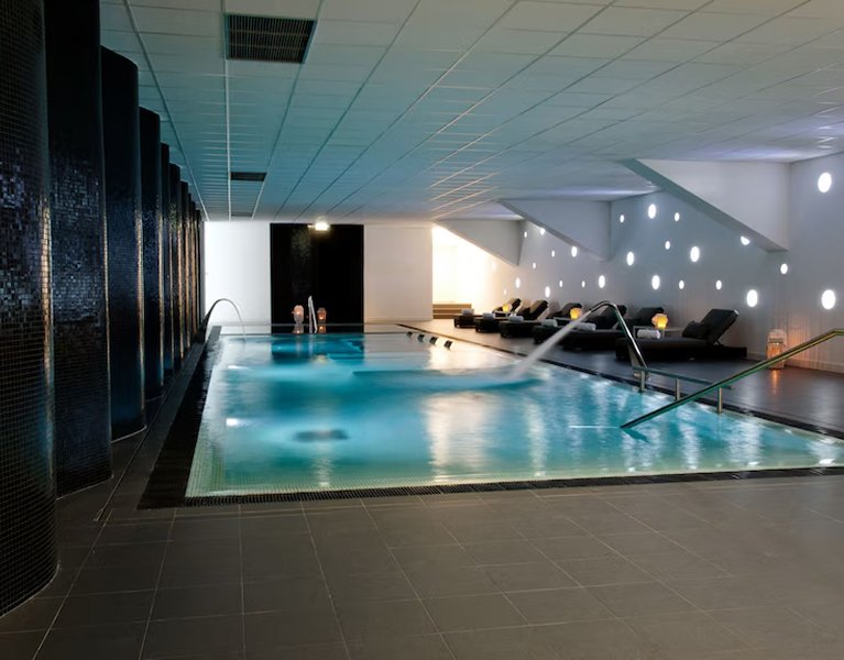 ¡Escápate a Albir y déjate llevar por el descanso mediterráneo!