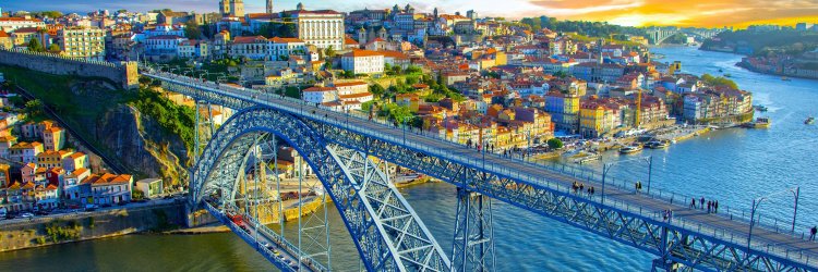 Esta Semana Santa descubre Oporto al mejor precio