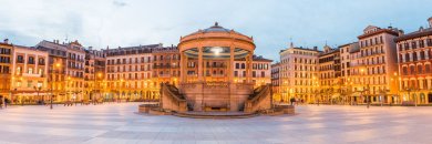 Pamplona: un paseo por la historia entre murallas y jardines