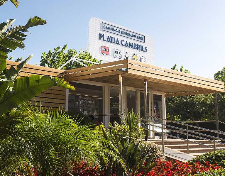 ¡Descubre el encanto de la Costa Dorada alojado en Cambrils!