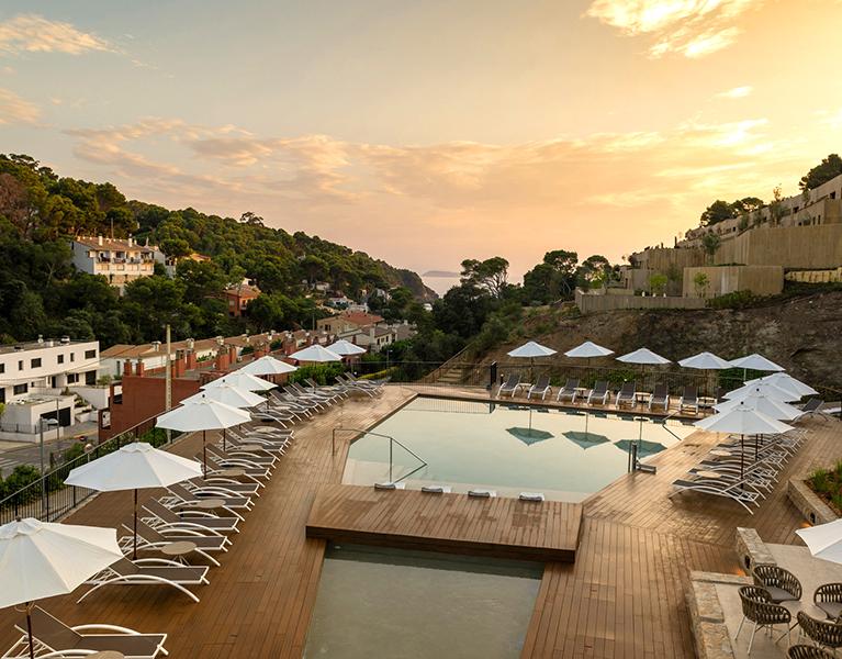 ¡Desconecta en este espectacular Ecoresort en la Costa Brava!