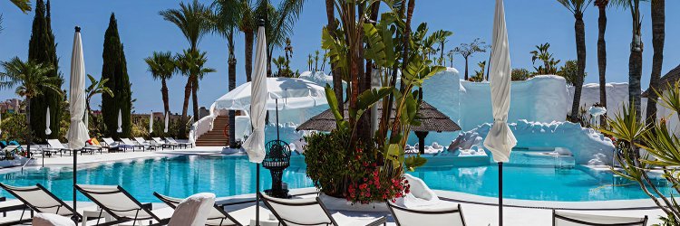 Una suite de lujo te espera en Almuñécar: relax y tranquilidad