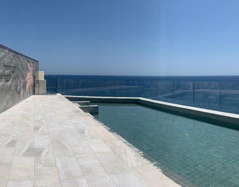 ¡Tu refugio solo adultos en Almuñécar! Vistas de ensueño y relax garantizado