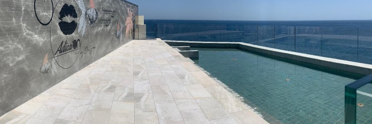 ¡Tu refugio solo adultos en Almuñécar! Vistas de ensueño y relax garantizado