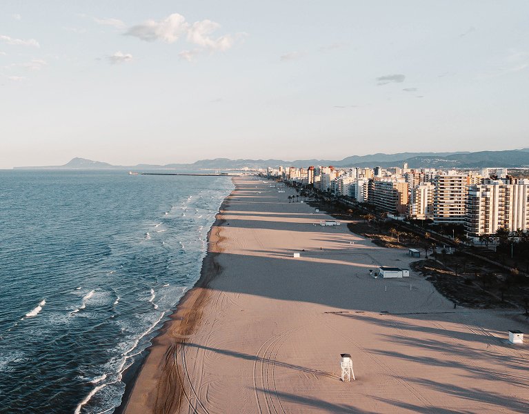 ¡Sol y playa en Gandía! El plan que necesitas