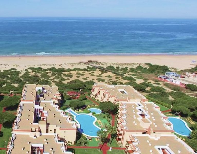 ¡Destino Sancti Petri! Sol y playa en primera línea de mar en Cádiz