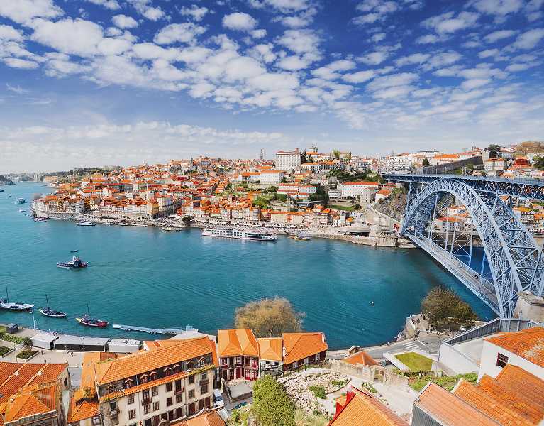 ¡Oporto al completo! Crucero por el Duero y visita a una bodega