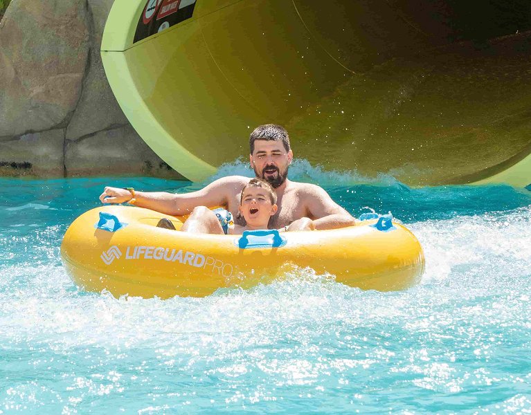 Salou a ritmo de verano con 2 dias de Aquopolis incluido
